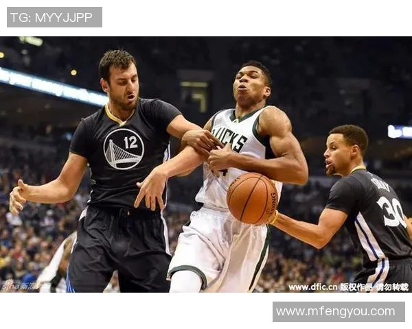 猛龙与雄鹿历史交锋战绩回顾及分析探讨